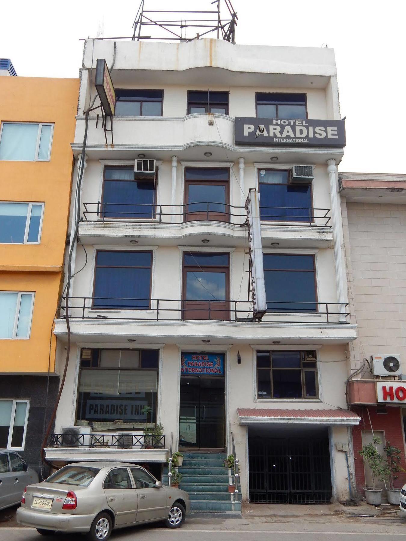 Airport Hotel Paradise International New Delhi Ngoại thất bức ảnh